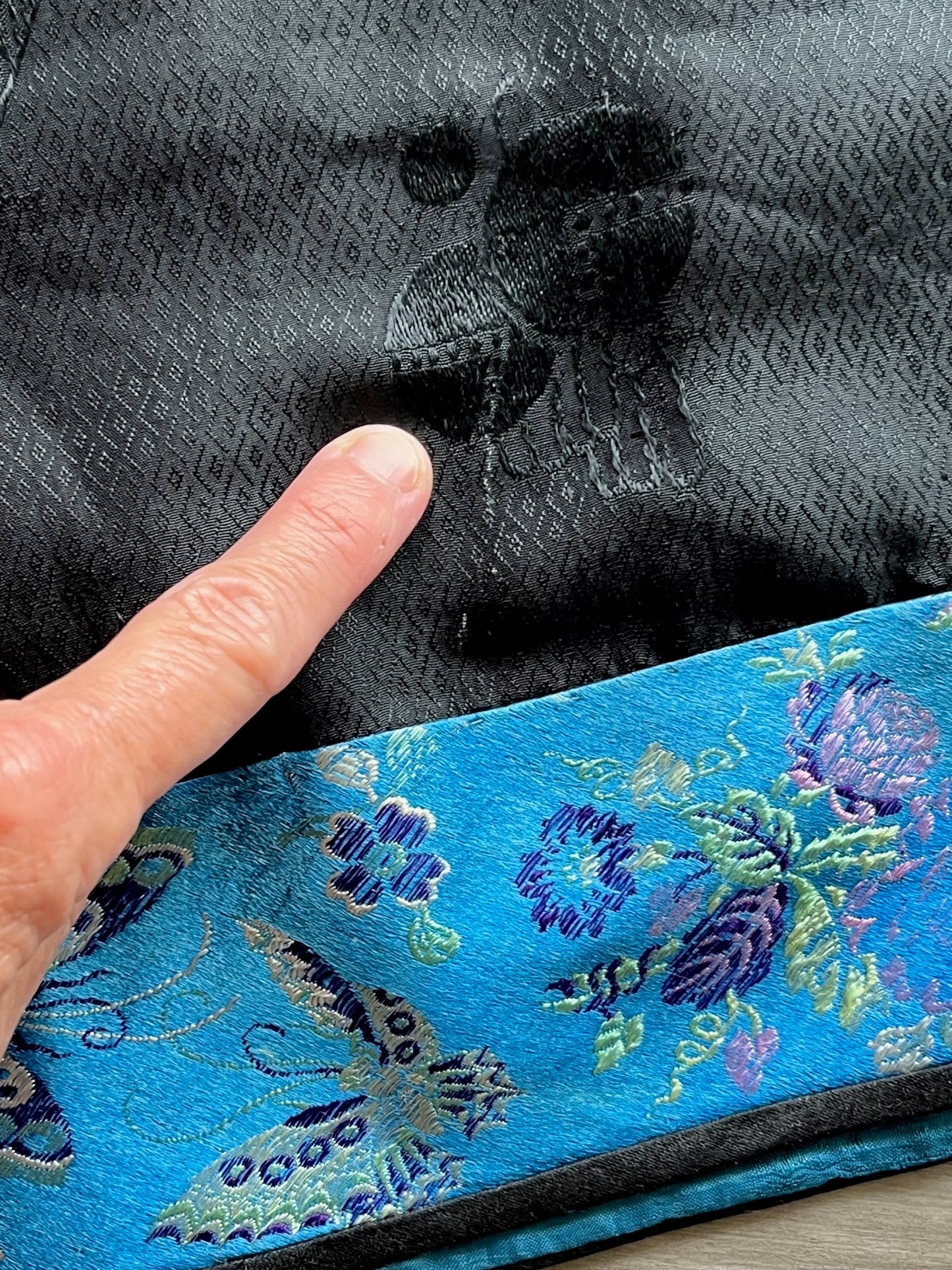 Vintage 1920s Chinese Export Hand Embroidered Silk Pajama Lounge Set, M/L - L