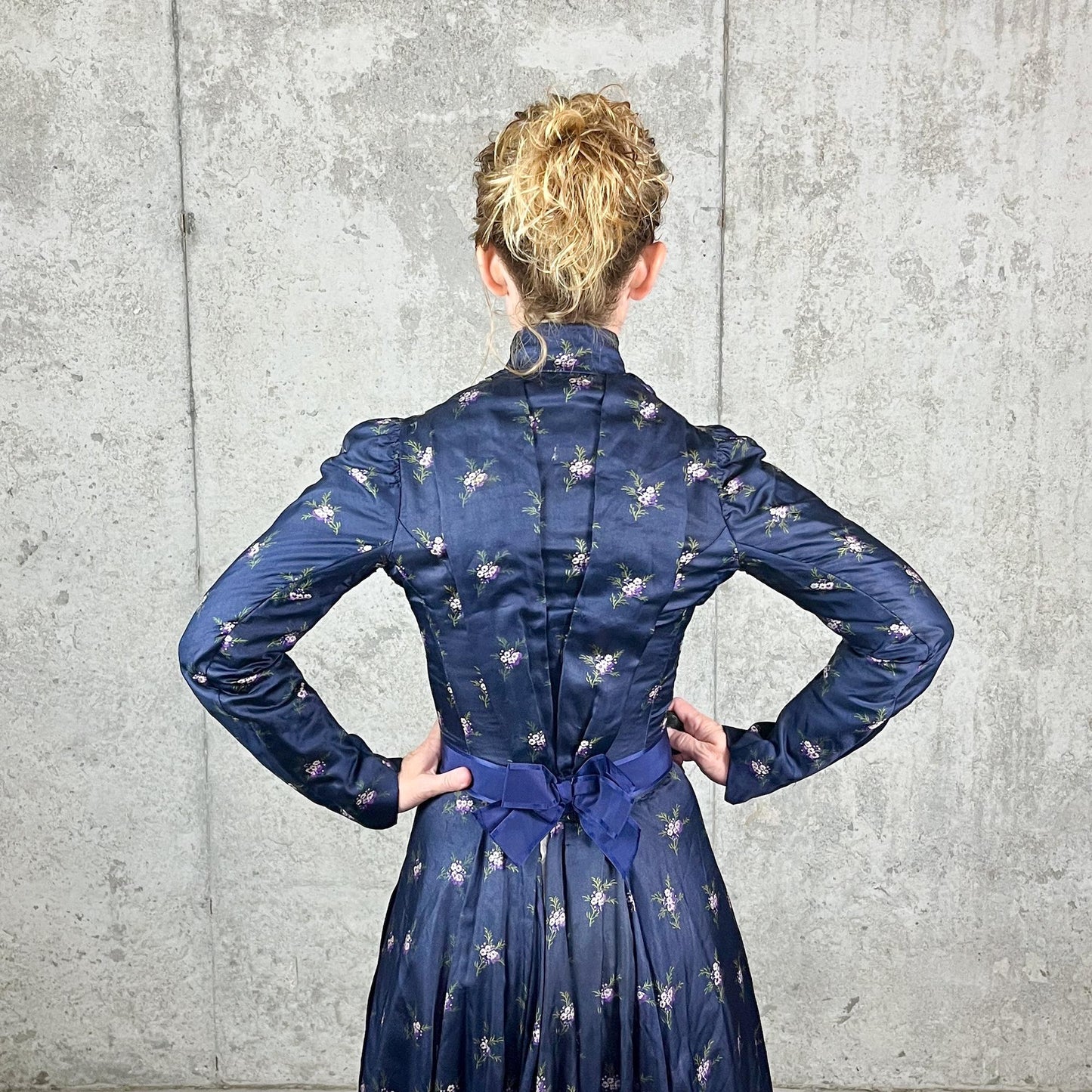 Antique Turn-of-the-Century Floral Silk Gibson Girl Dress Set, Victorian Edwardian Two-Piece, XS