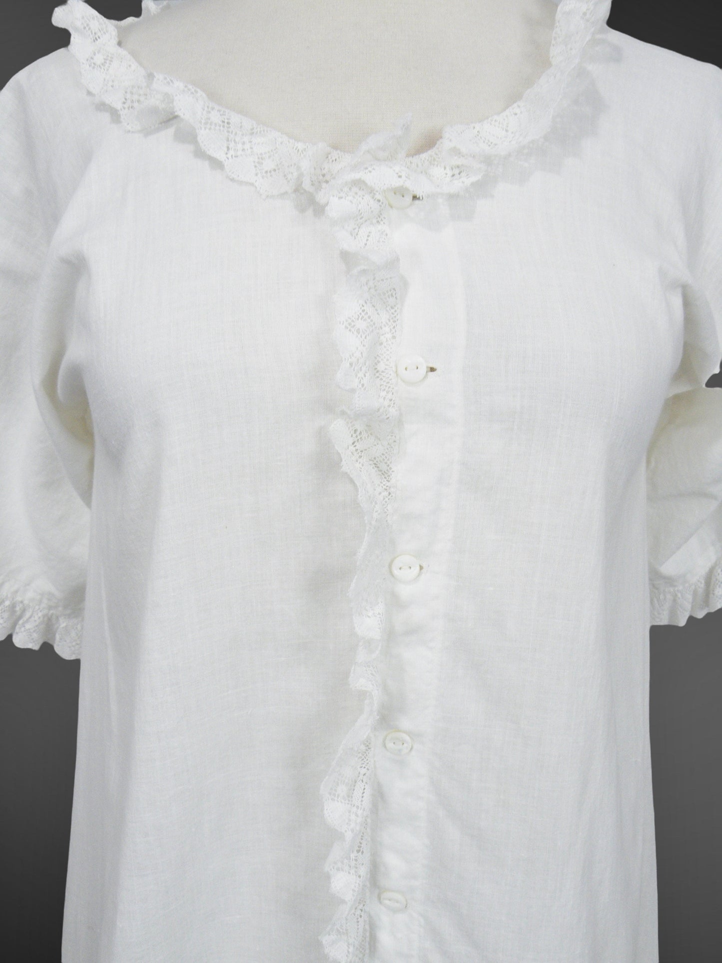 Antique 1900s Victorian Edwardian White Cotton Nightgown with Lace Trim, Small 34" Bust