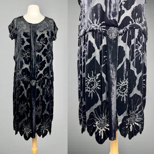 Vintage 1920s Black & Gray Burnout Silk Velvet Flapper Dress with Beaded Floral Motif & Scalloped Hem, S/M - M