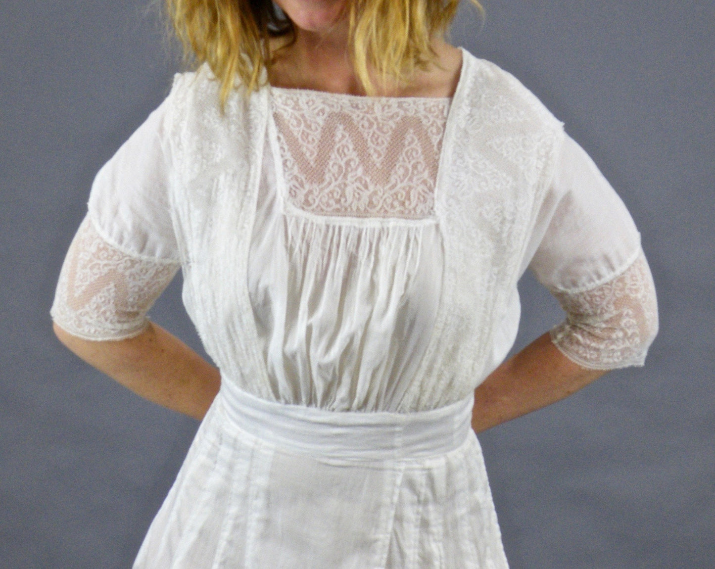 Antique Edwardian 1910s White Cotton Lace Lawn Lingerie Dress, XXS