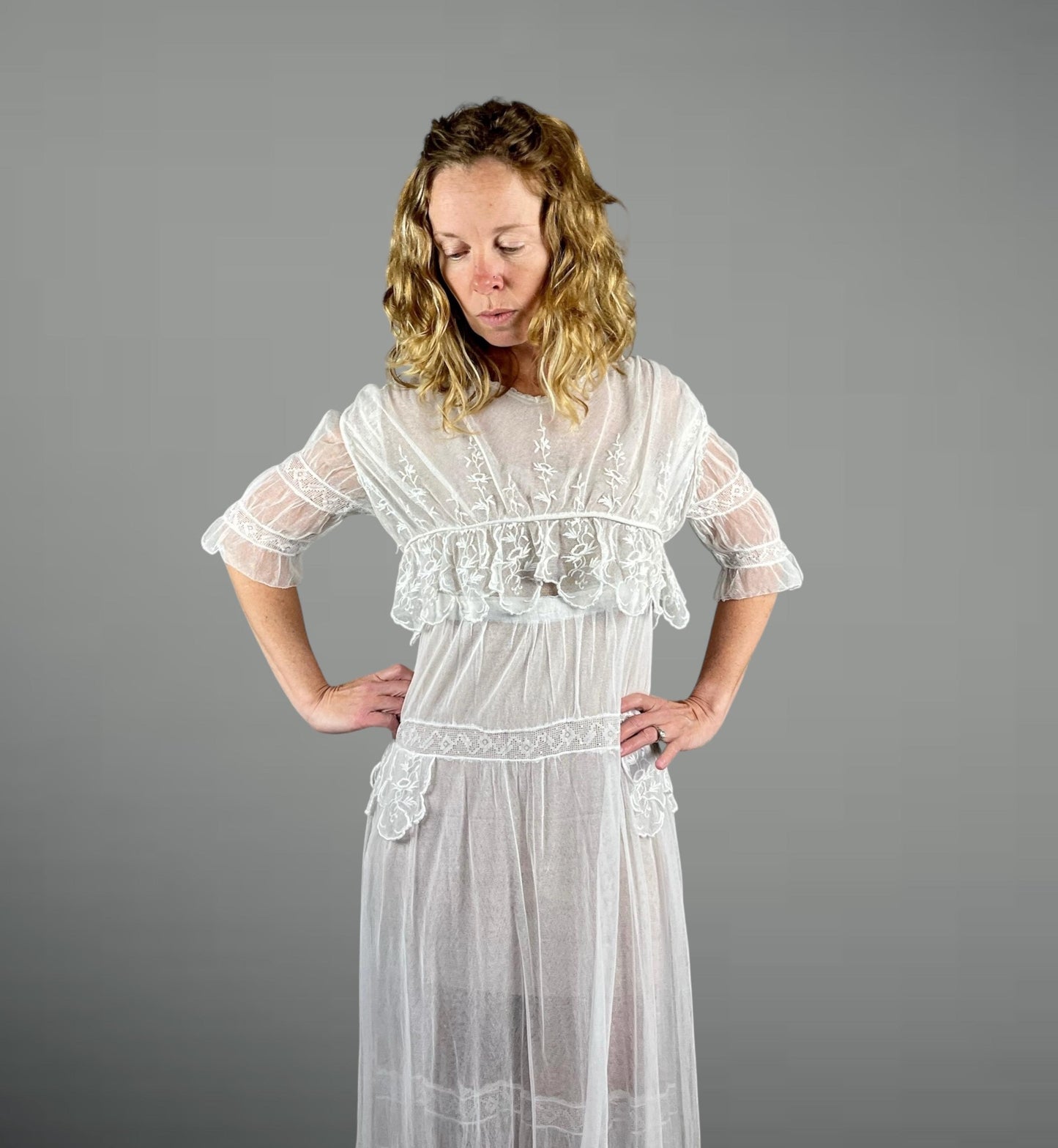 Antique Edwardian 1910s White Net Lace Embroidered Tea Gown, XS