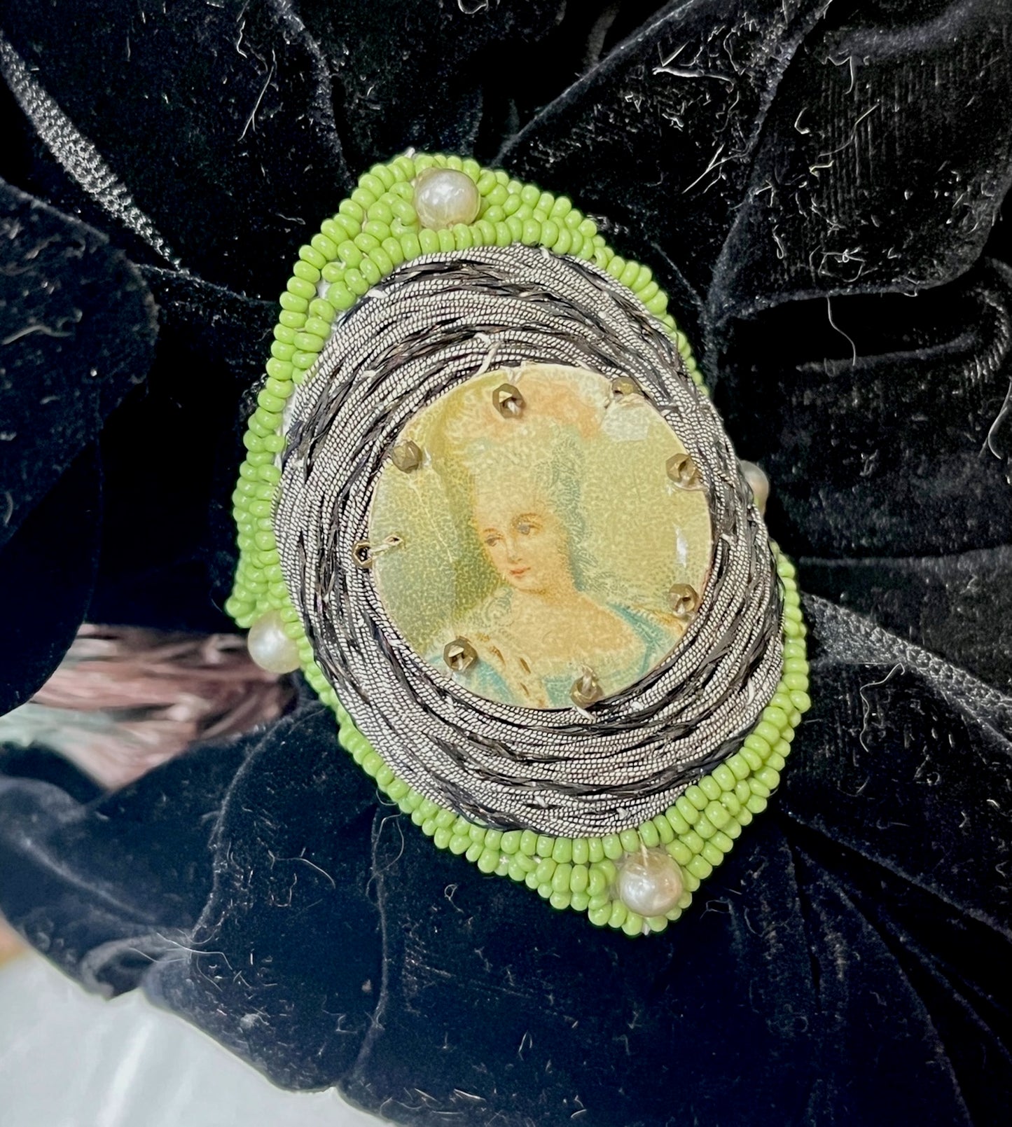 Antique Edwardian c.1900 Pastel Raffia Toque Hat with Moss Green Tulle, Velvet Bow & Victorian Lady Cameo