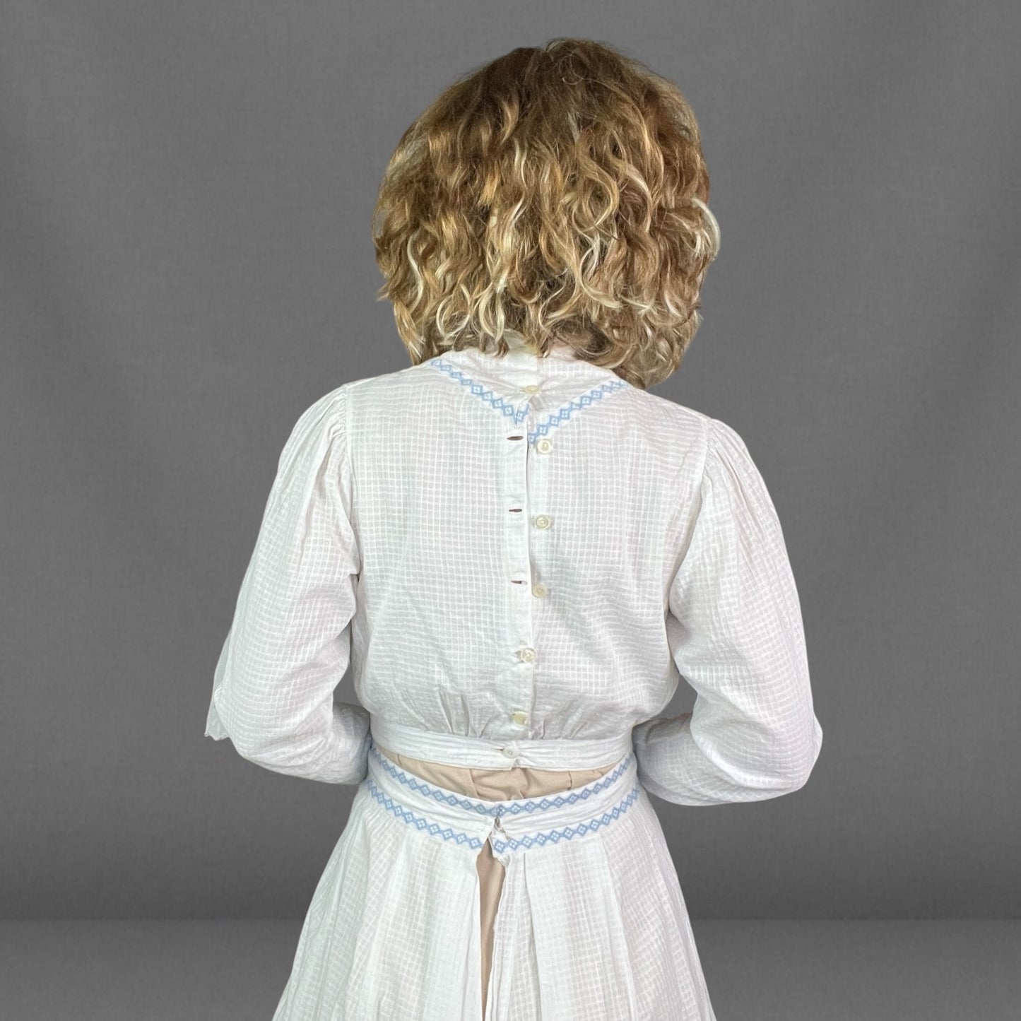 Antique Edwardian Gibson Girl White Cotton Windowpane 2-Piece Blouse & Skirt Set c. 1900s
