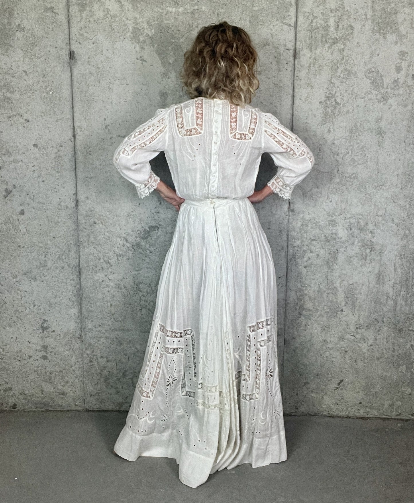 Antique Edwardian Gibson Girl Whitework Cotton Linen Dress Set with Lace and Embroidery