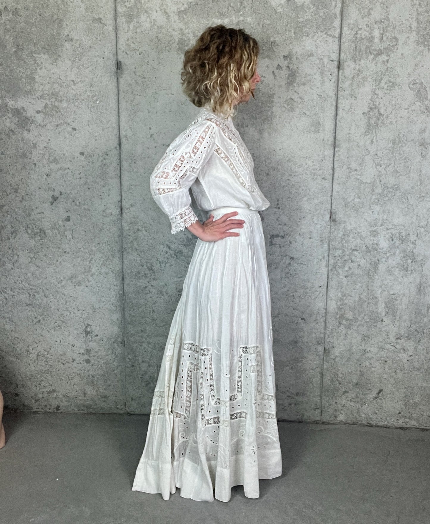 Antique Edwardian Gibson Girl Whitework Cotton Linen Dress Set with Lace and Embroidery