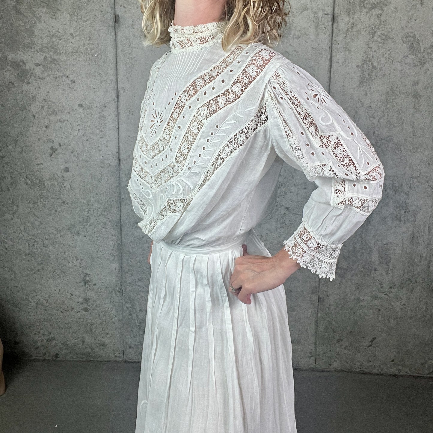 Antique Edwardian Gibson Girl Whitework Cotton Linen Dress Set with Lace and Embroidery
