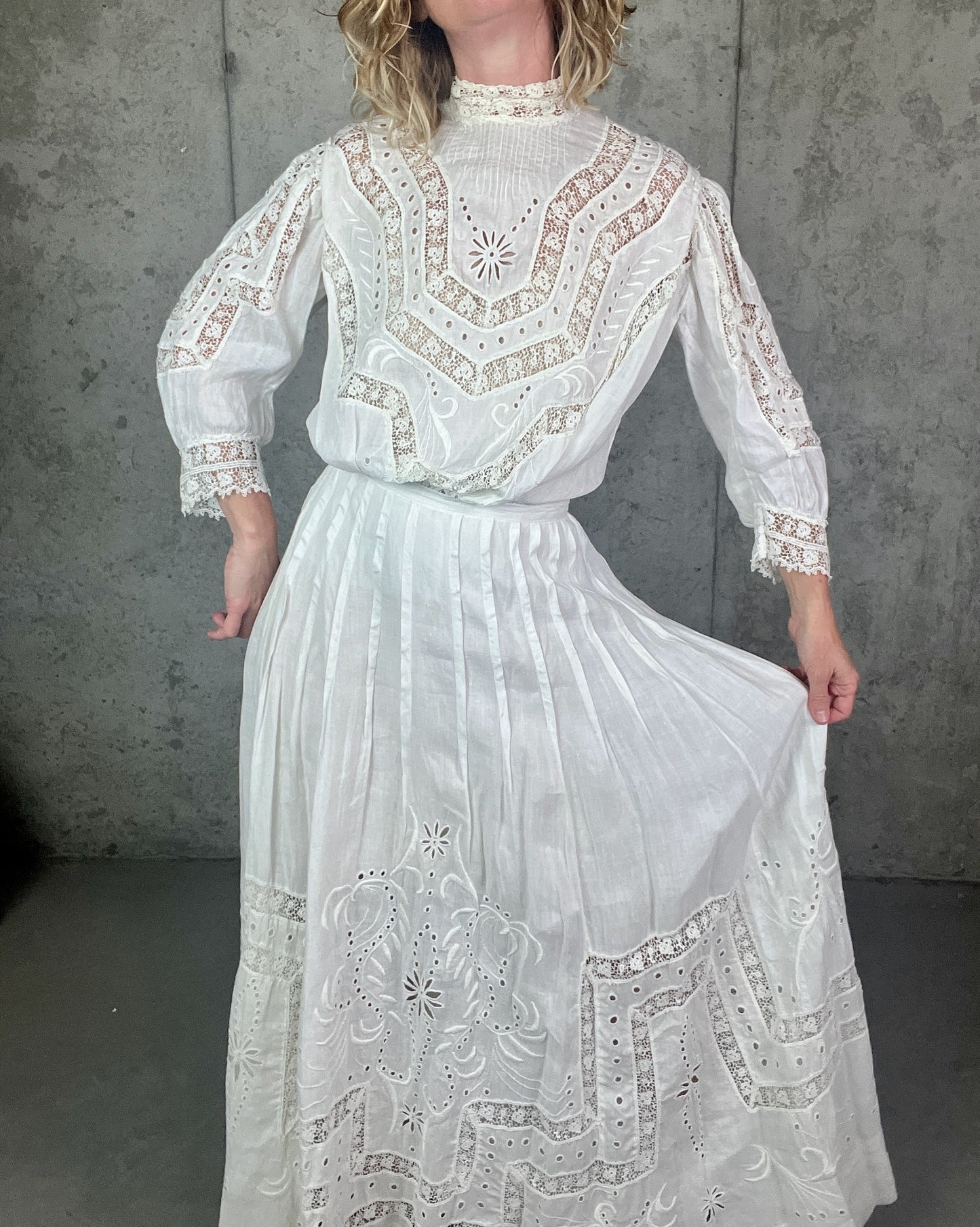 Antique Edwardian Gibson Girl Whitework Cotton Linen Dress Set with Lace and Embroidery