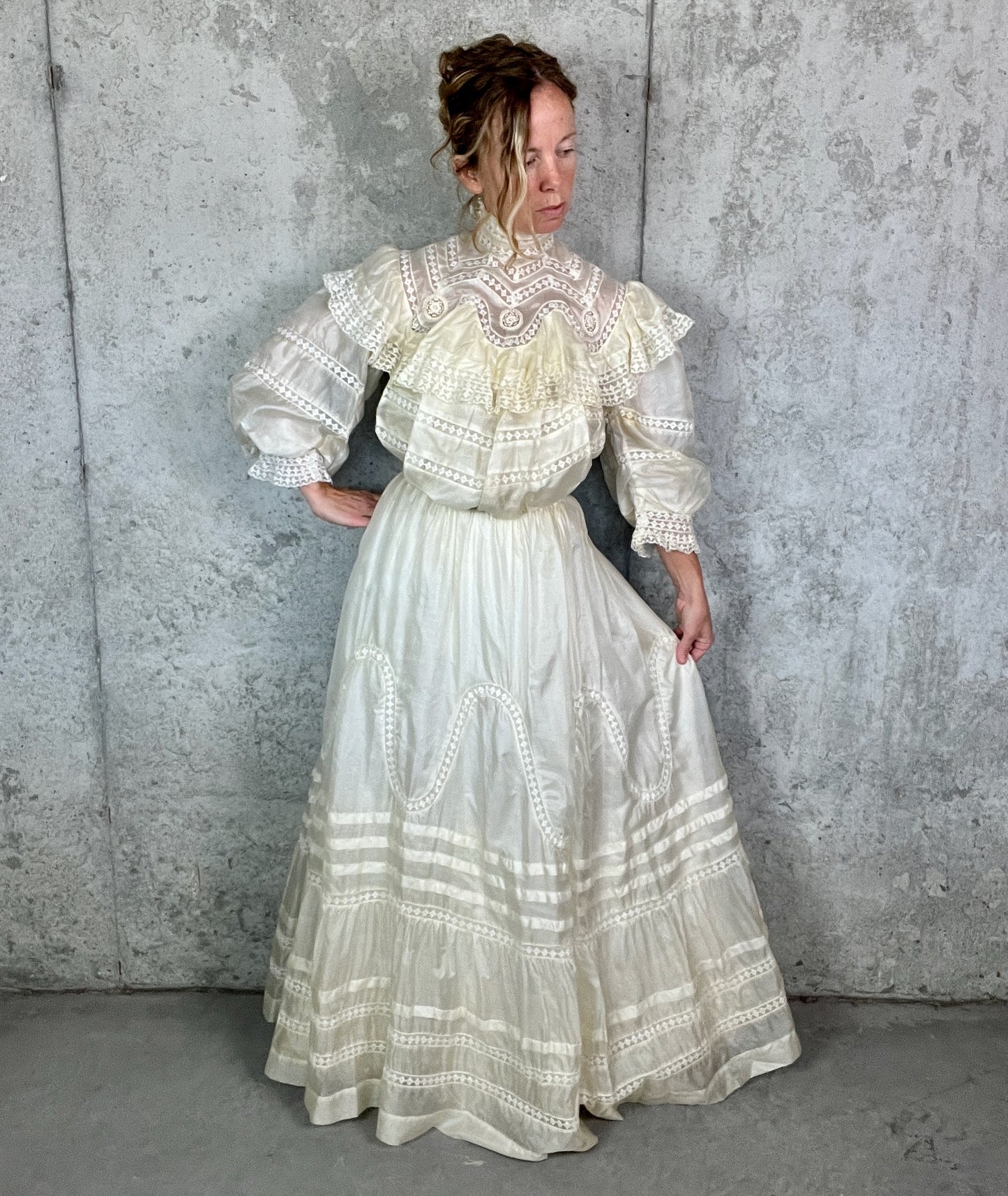 Antique c. 1900 Ivory Silk & Insertion Lace Gibson Girl Two-Piece Dress Set — Museum Quality