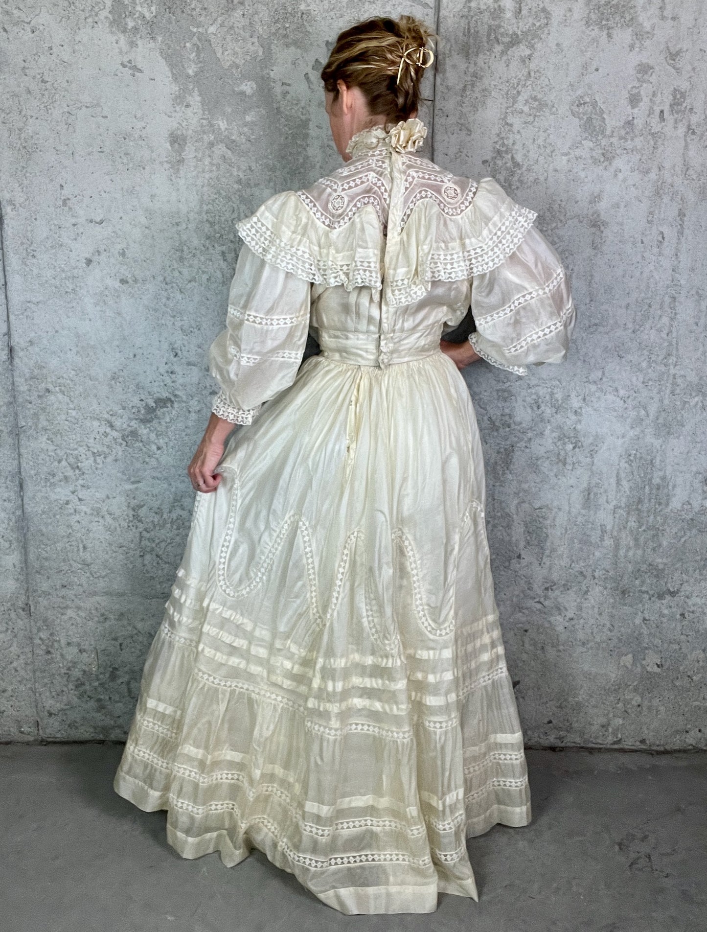 Antique c. 1900 Ivory Silk & Insertion Lace Gibson Girl Two-Piece Dress Set — Museum Quality