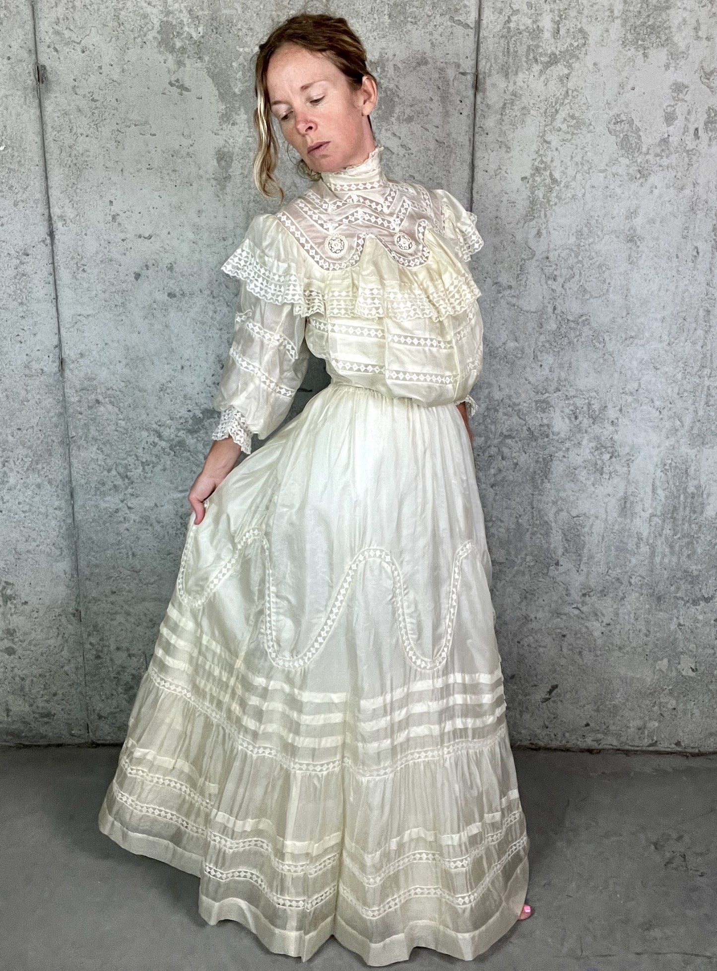 Antique c. 1900 Ivory Silk & Insertion Lace Gibson Girl Two-Piece Dress Set — Museum Quality