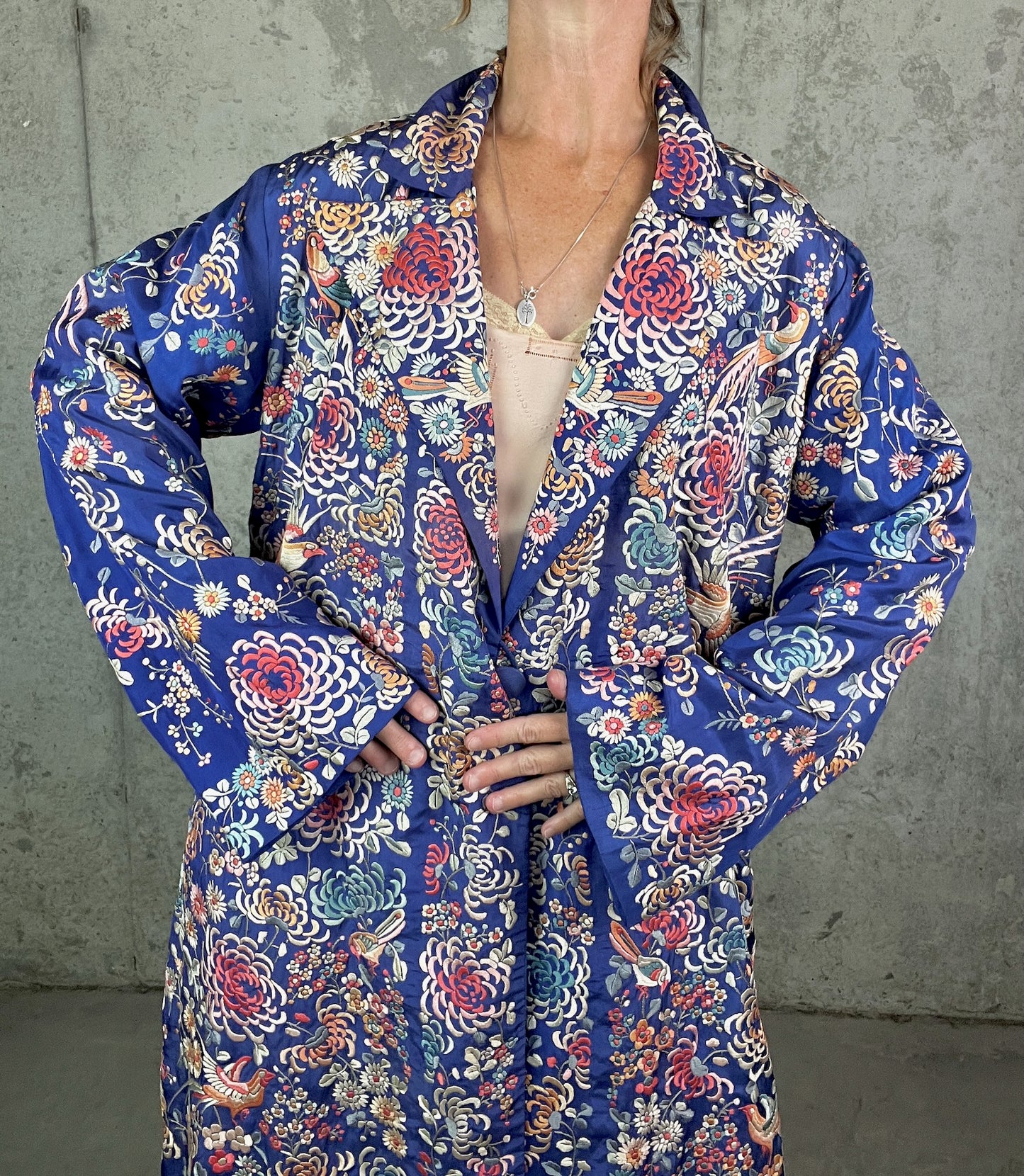 Rare 1920s Chinese Export Hand Embroidered Silk Evening Coat with Birds & Flowers