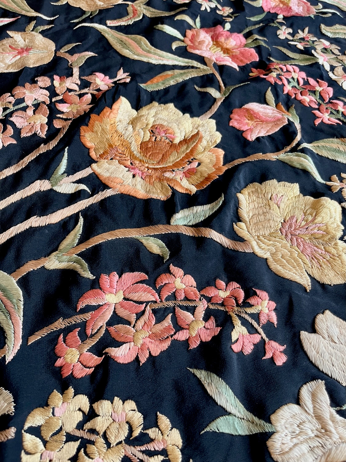 Vintage 1920s 30s Hand Embroidered Silk Crepe Fringe Piano Shawl