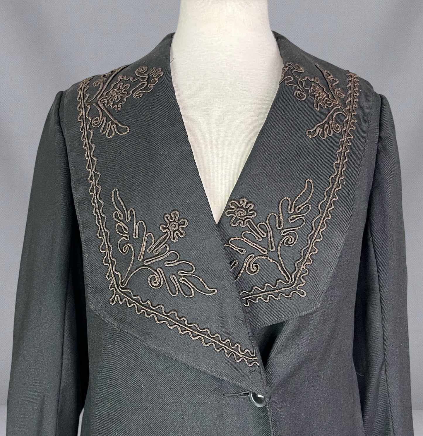 Antique Late 1910s Black Wool Twill Car Coat with Soutache Embroidery, M - M/L