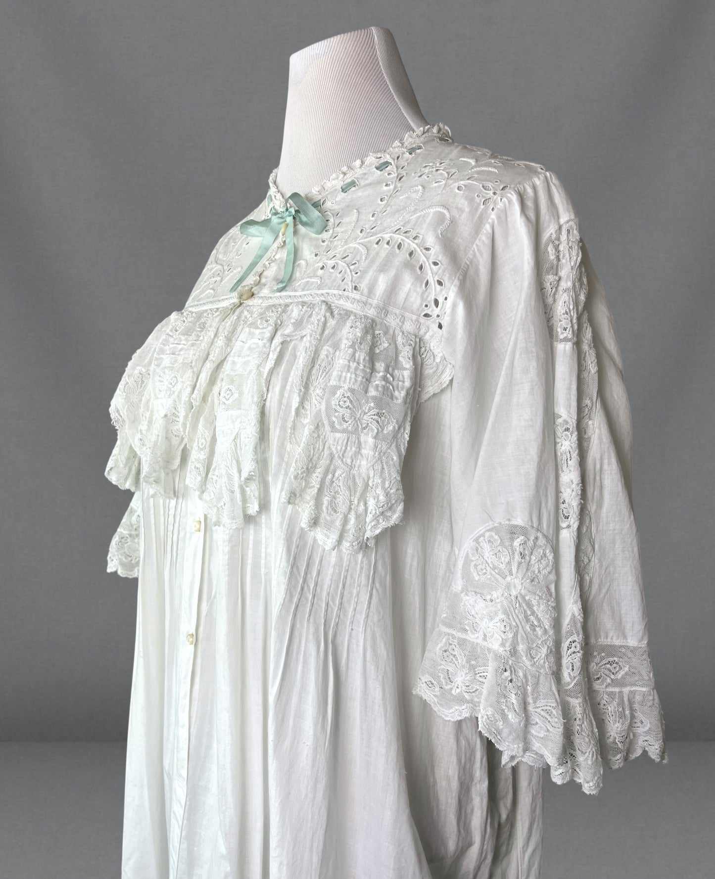 Antique Edwardian White Cotton Dress with Butterfly Lace, Pintucks & Bell Sleeves – XL–XXL