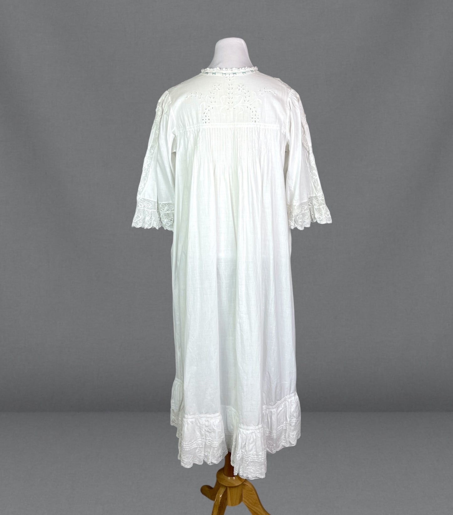 Antique Edwardian White Cotton Dress with Butterfly Lace, Pintucks & Bell Sleeves – XL–XXL