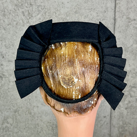 Vintage 1940s Black Felted Wool Sculptural Fan Pleated Topper Hat
