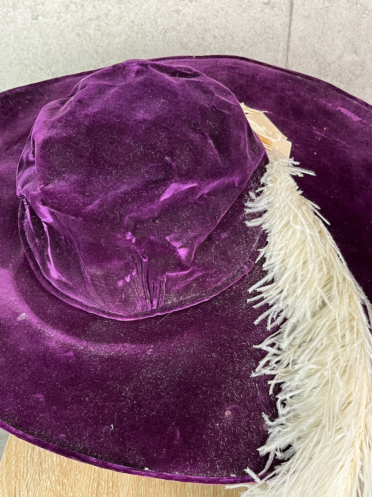 Antique 1910s Purple Velvet Extra Wide Brim Picture Hat with Ostrich Feather Plume, Titanic Era Hat