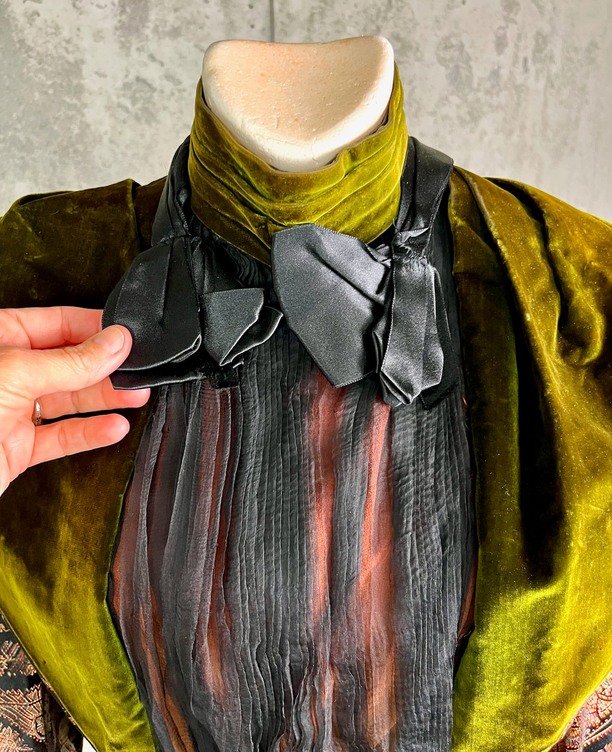 Antique 1890s Victorian Silk Paisley Peplum Bodice Jacket with Green Velvet Collar