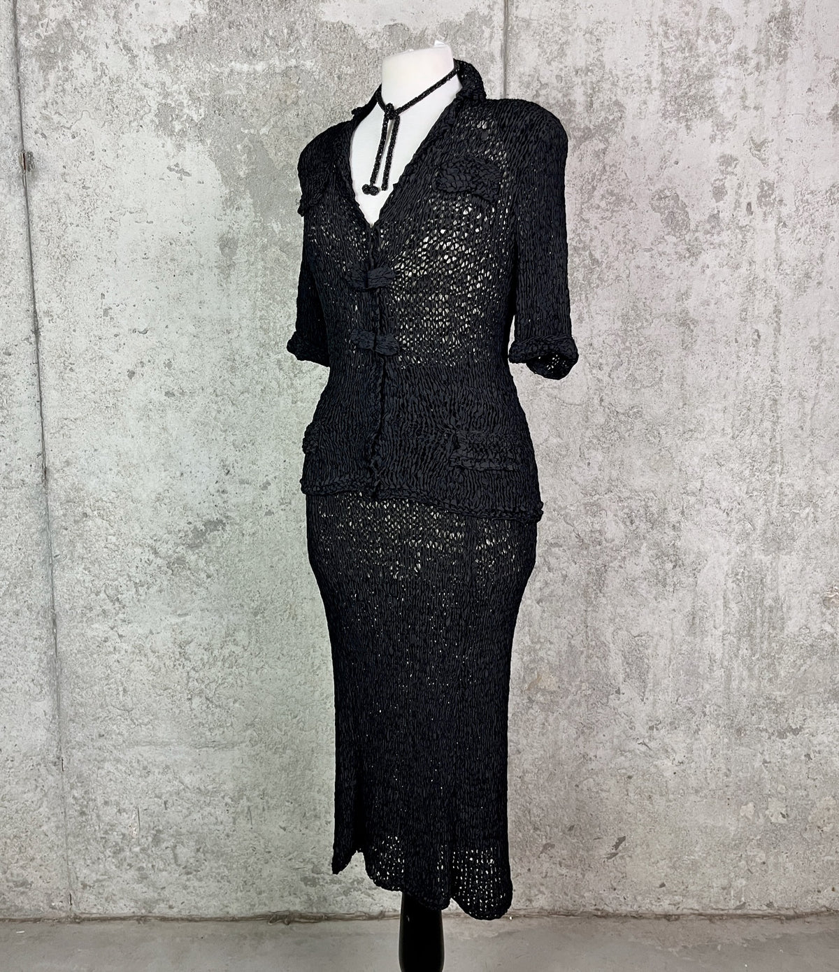 Vintage 1940s Black Ribbon Knit Bombshell Hourglass 2-Piece Dress Set, S/M - M