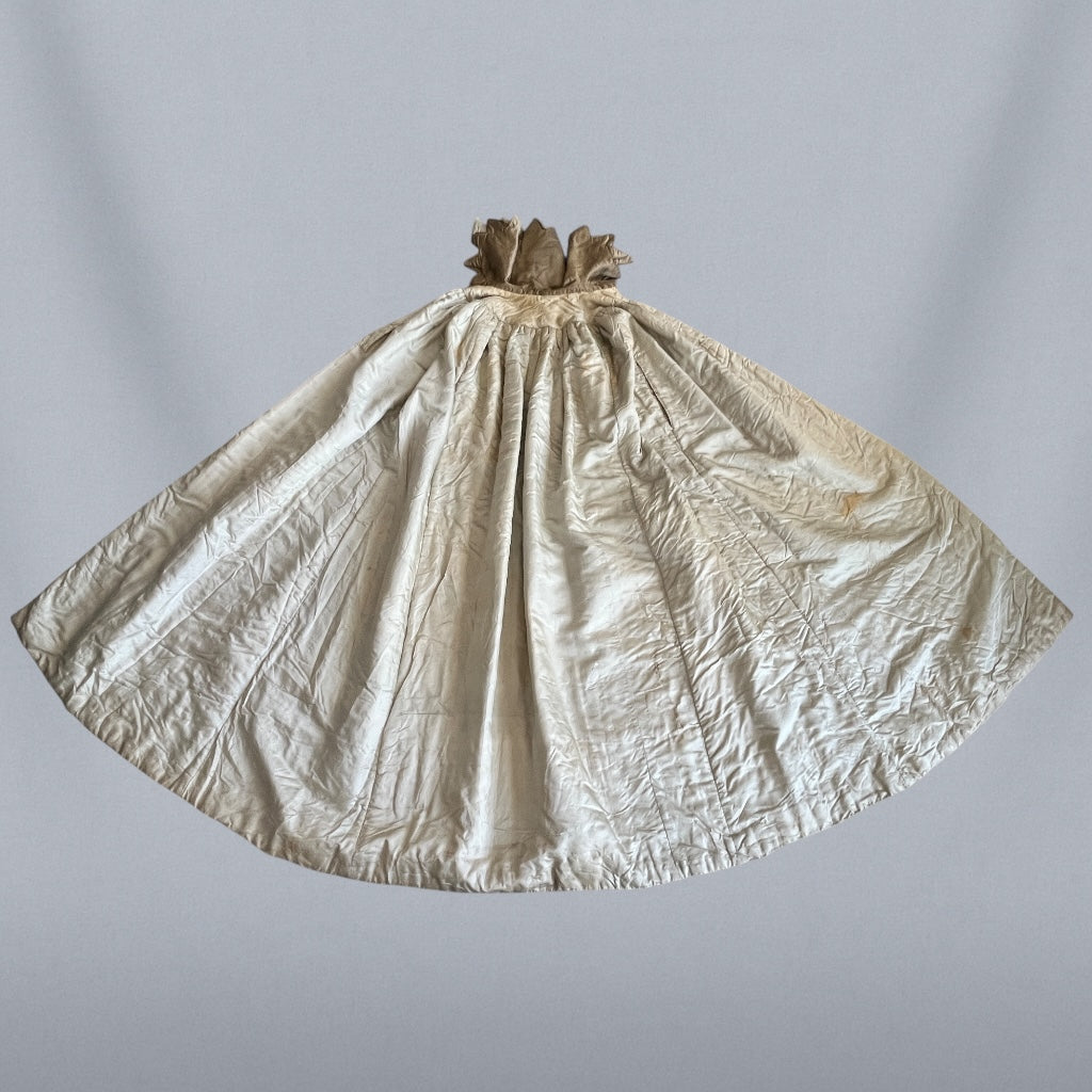 Vintage 1920s Gold-Hued Satin Cape with Subtle Olive Undertones & Layered Petal Collar