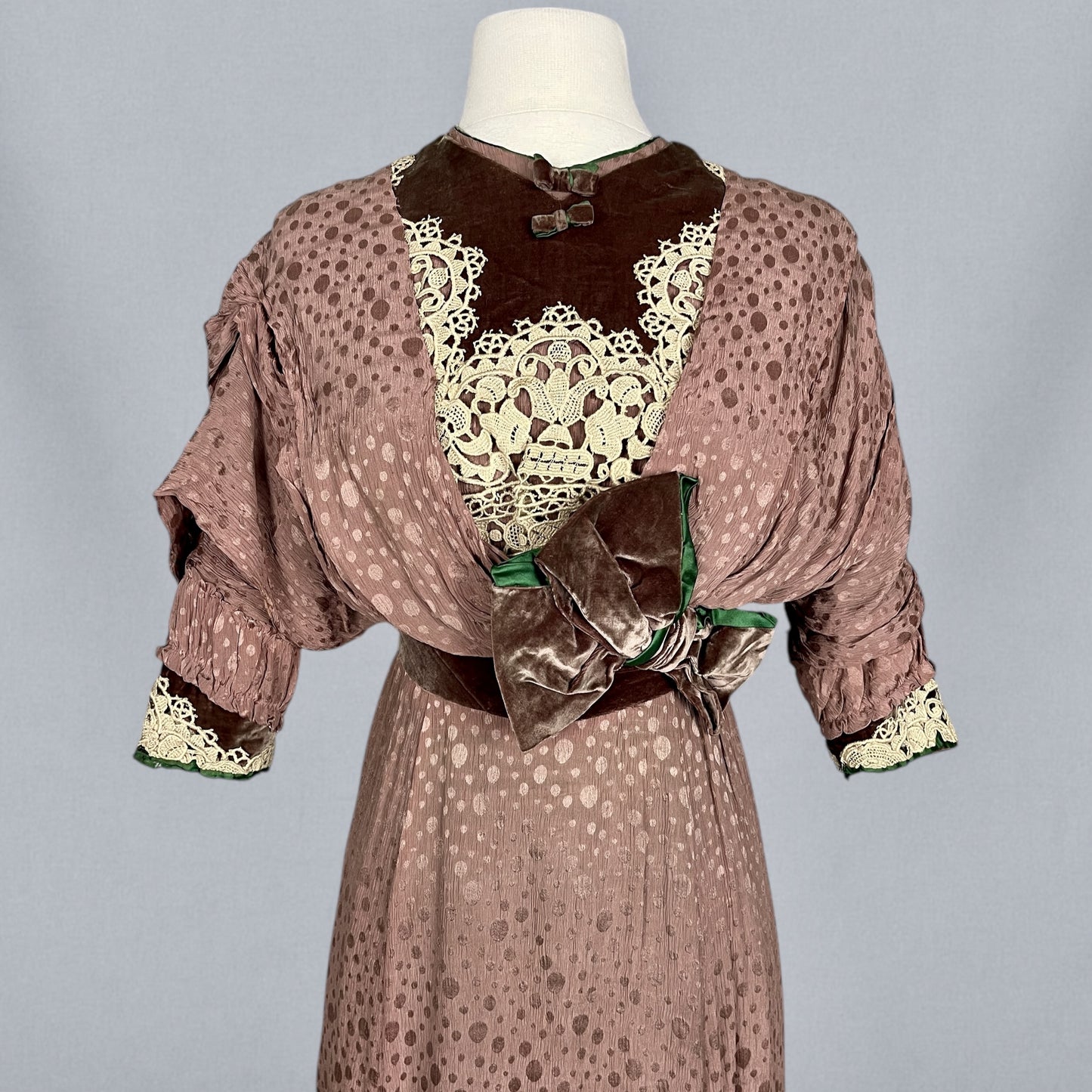Antique Edwardian 1900s Taupe Textured Silk Dress with Brown Velvet, Cream Lace & Emerald Green Trim, XS