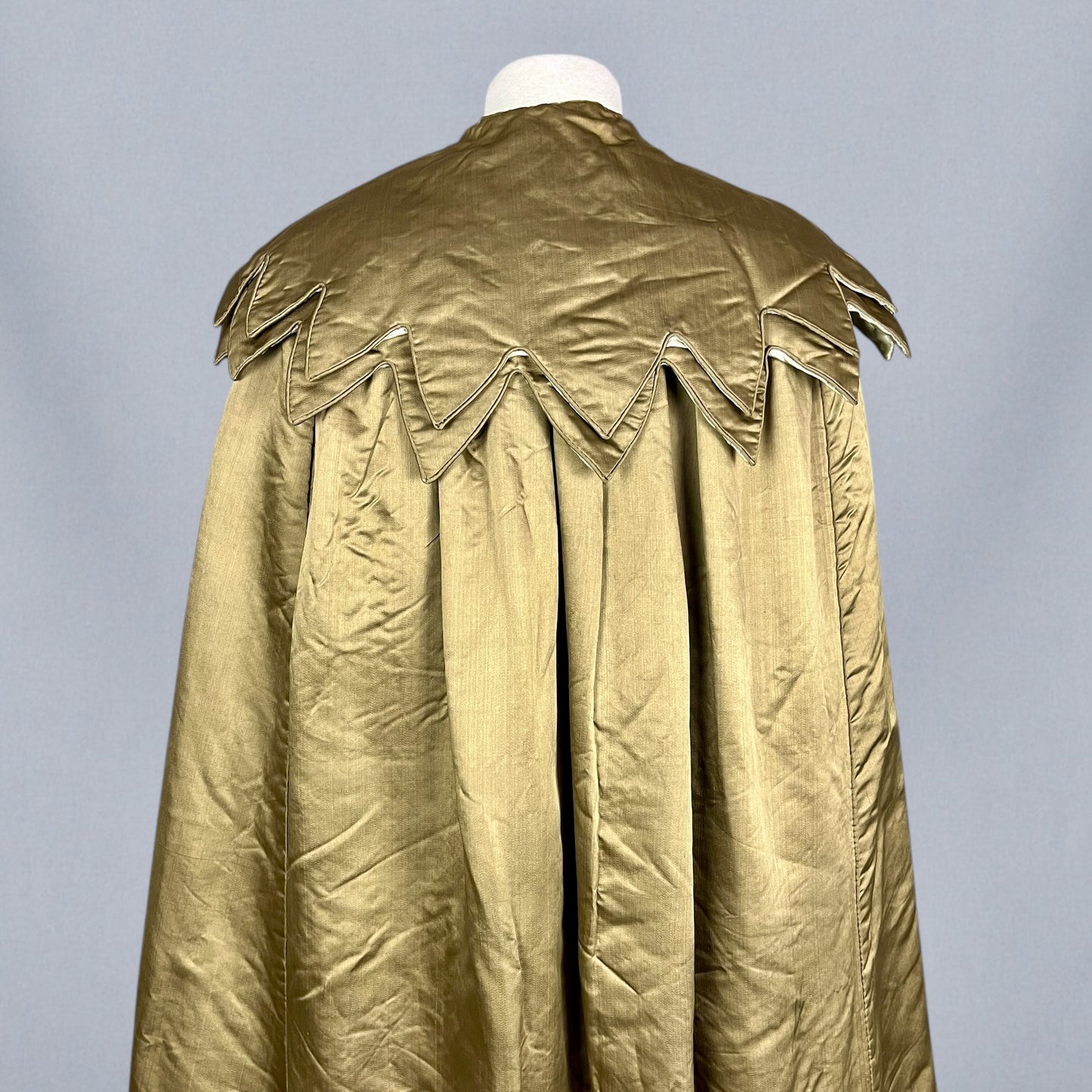 Vintage 1920s Gold-Hued Satin Cape with Subtle Olive Undertones & Layered Petal Collar