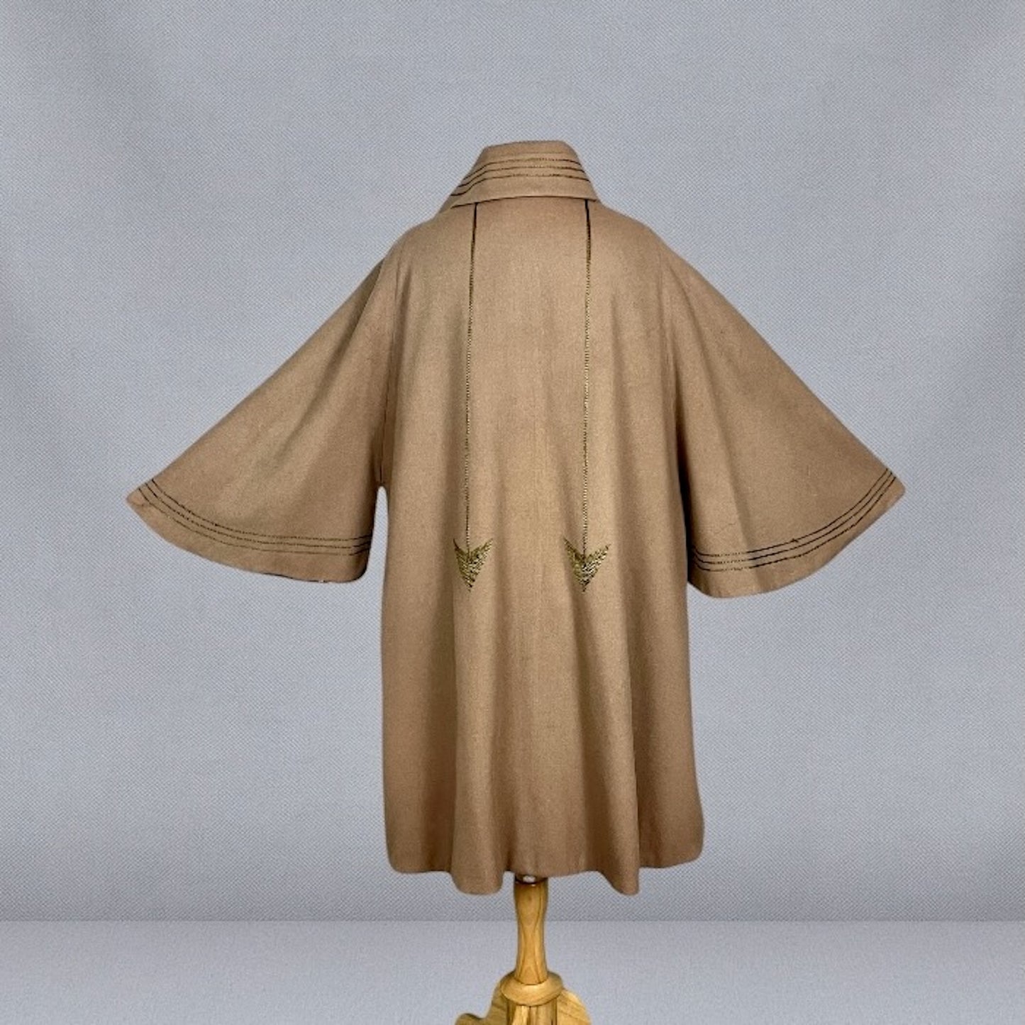 Antique 1920s Taupe Wool Cape Coat with Art Deco Arrow Embroidery, Palmer Garment Chicago