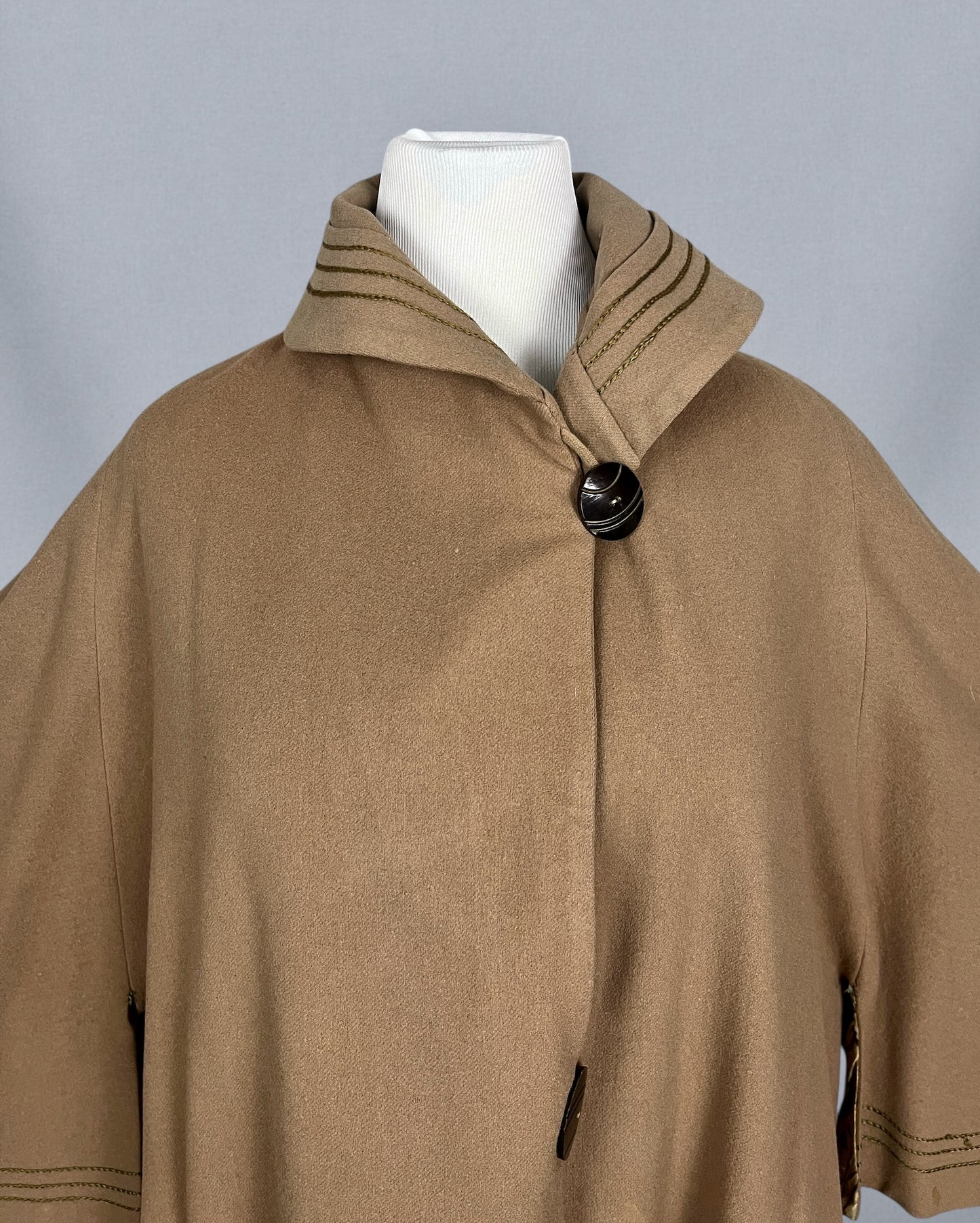 Antique 1920s Taupe Wool Cape Coat with Art Deco Arrow Embroidery, Palmer Garment Chicago