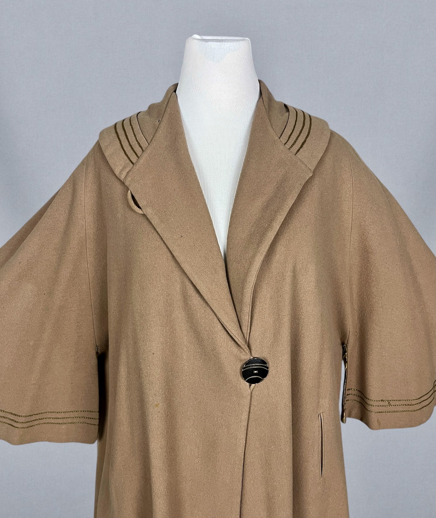 Antique 1920s Taupe Wool Cape Coat with Art Deco Arrow Embroidery, Palmer Garment Chicago
