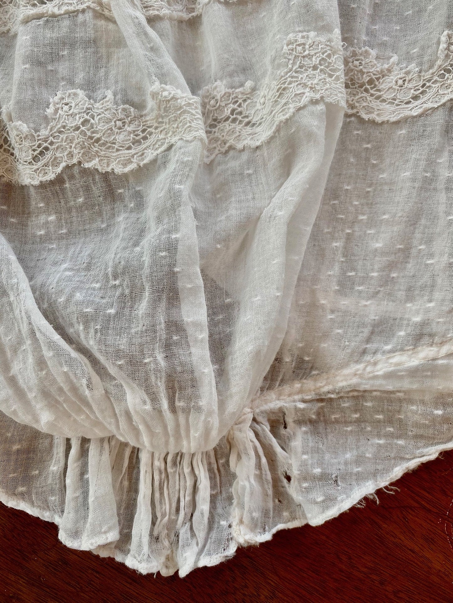 Antique Edwardian 1900s Gibson Girl White Cotton Swiss Dot Lace Dress, 2-Piece, XXS - XS