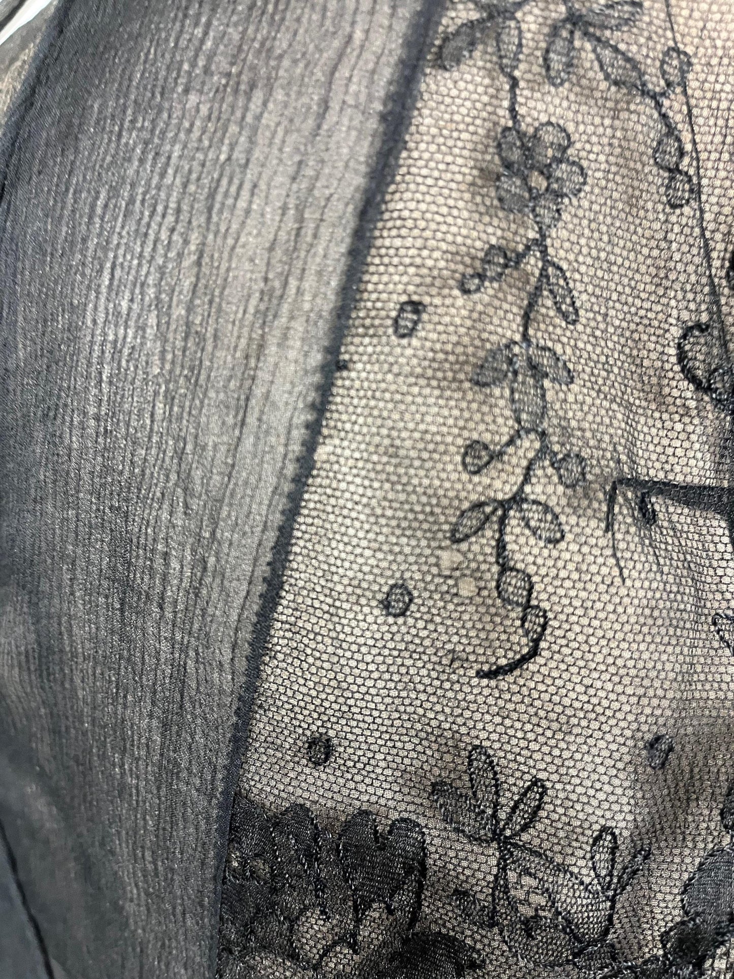 Vintage 1930s Black Silk Chiffon Chantilly Lace Evening Dress, Large