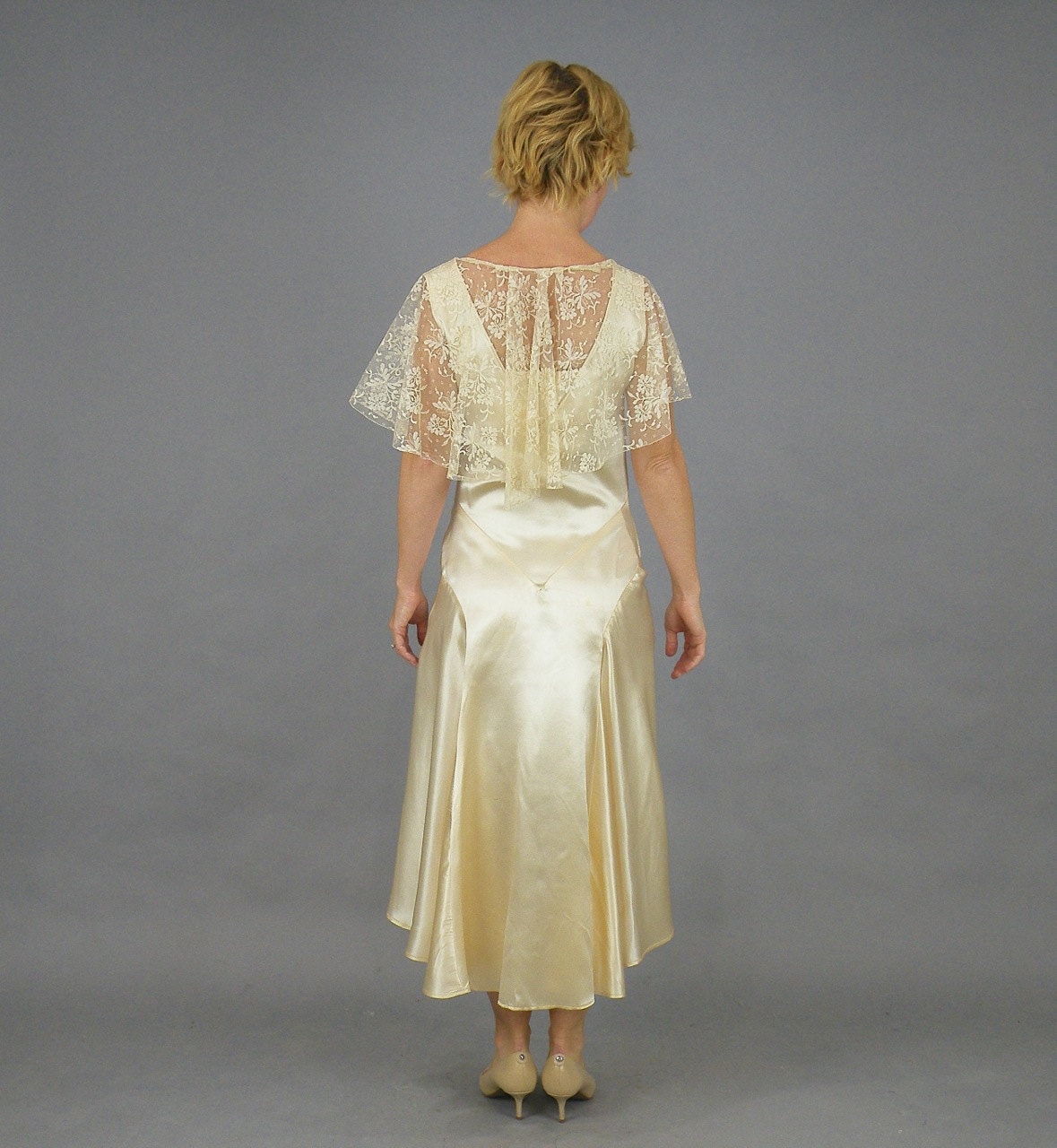 Antique 1920s Wedding Dress, Candlelight Satin & Lace Bridal Gown with 3D Flowers & Original Portrait, XXS - XS