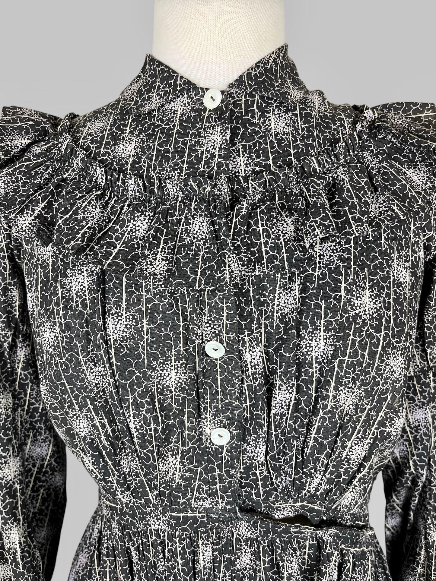 Antique 1900s Cotton Calico Pioneer Dress, Medium